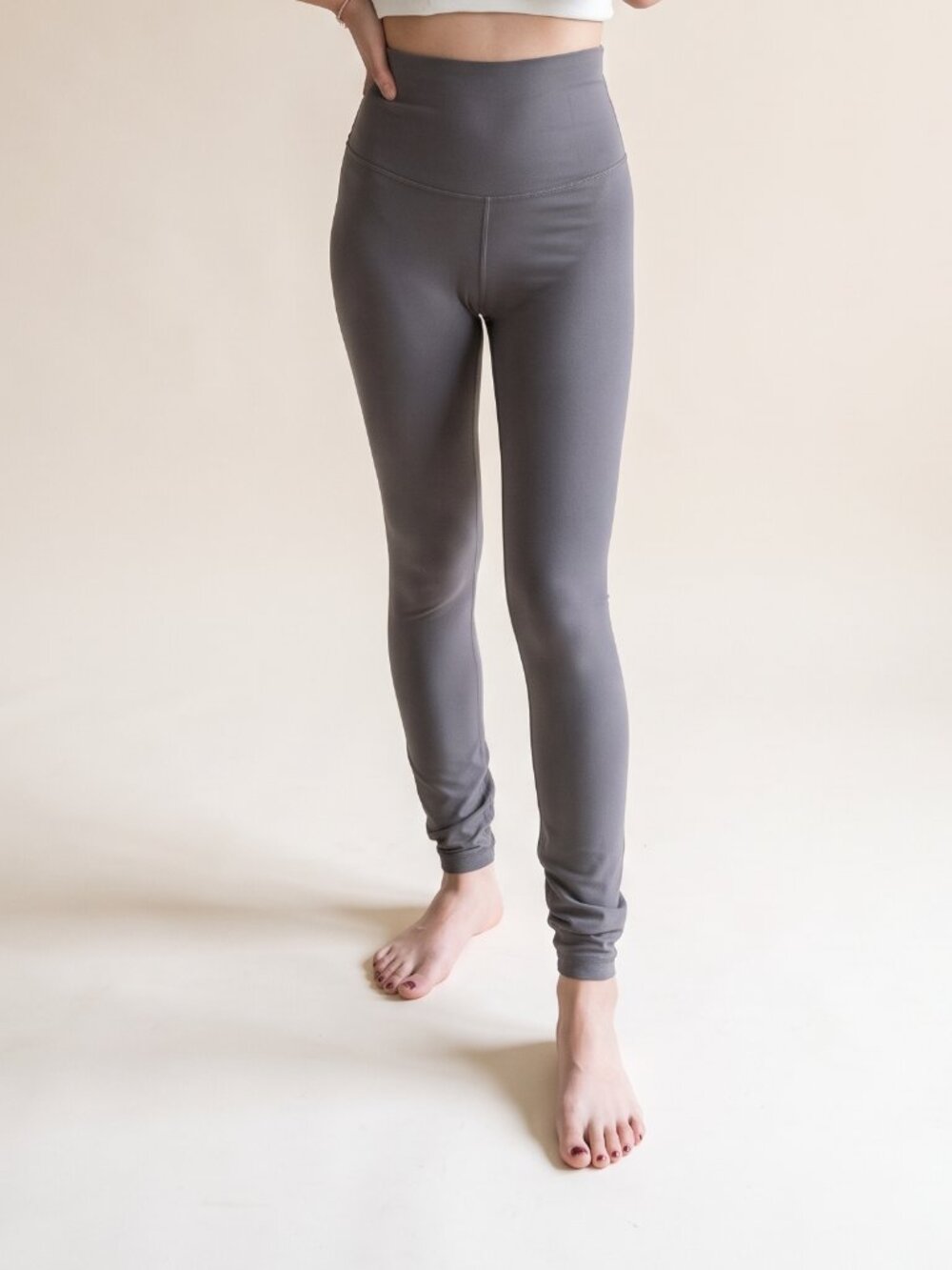 Charcoal Gray High Waisted Fleece Lined Leggings – Ribbed Waistband & Cuffs